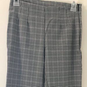 Time and Tru ankle/ponte pants in houndstooth pattern